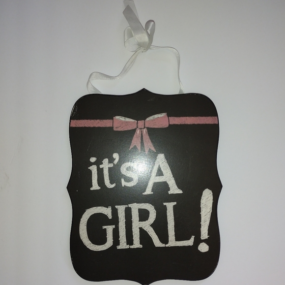 It's a Girl Wooden Sign, It's a Girl Baby Shower Decor, Gender Reveal Decor, Bow - Picture 1 of 11